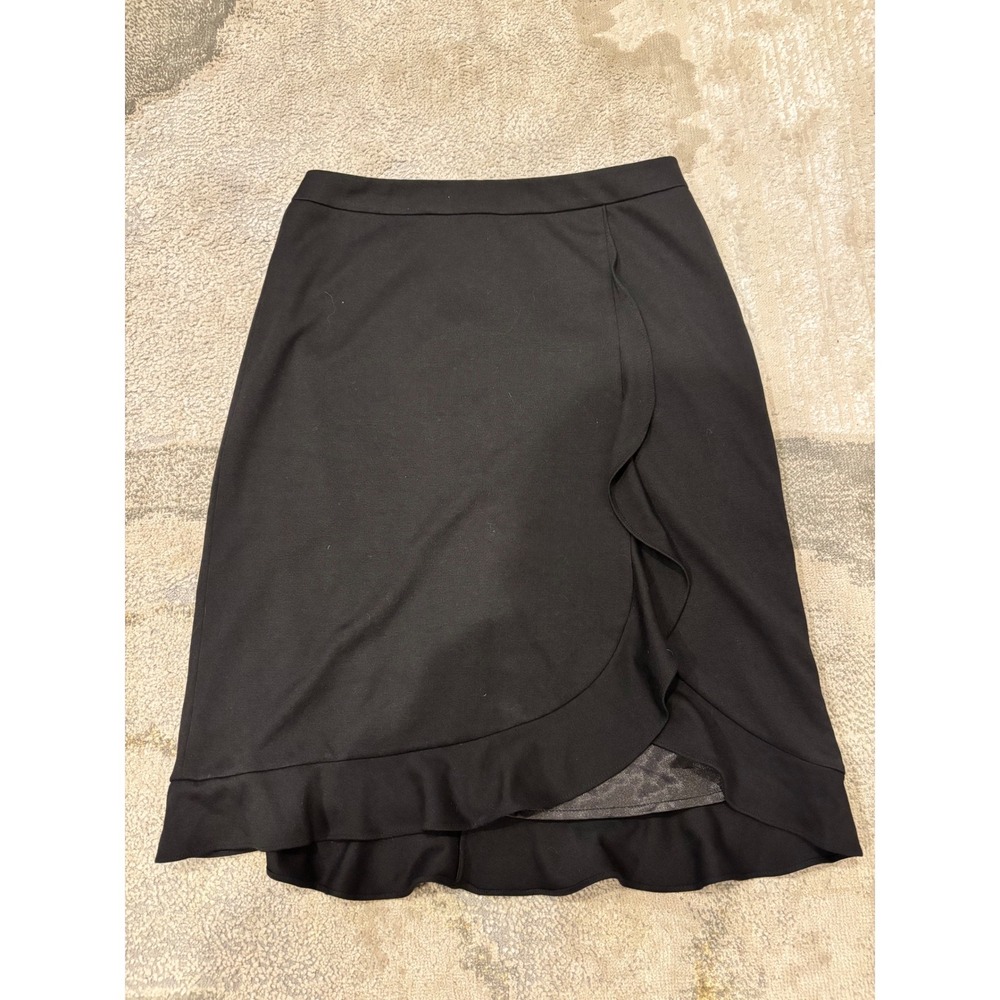 T Tahari black ruffle hem skirt